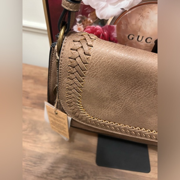 Ampere Creations Tan Leather Shoulder Bag with Tassel - Picture 5 of 8